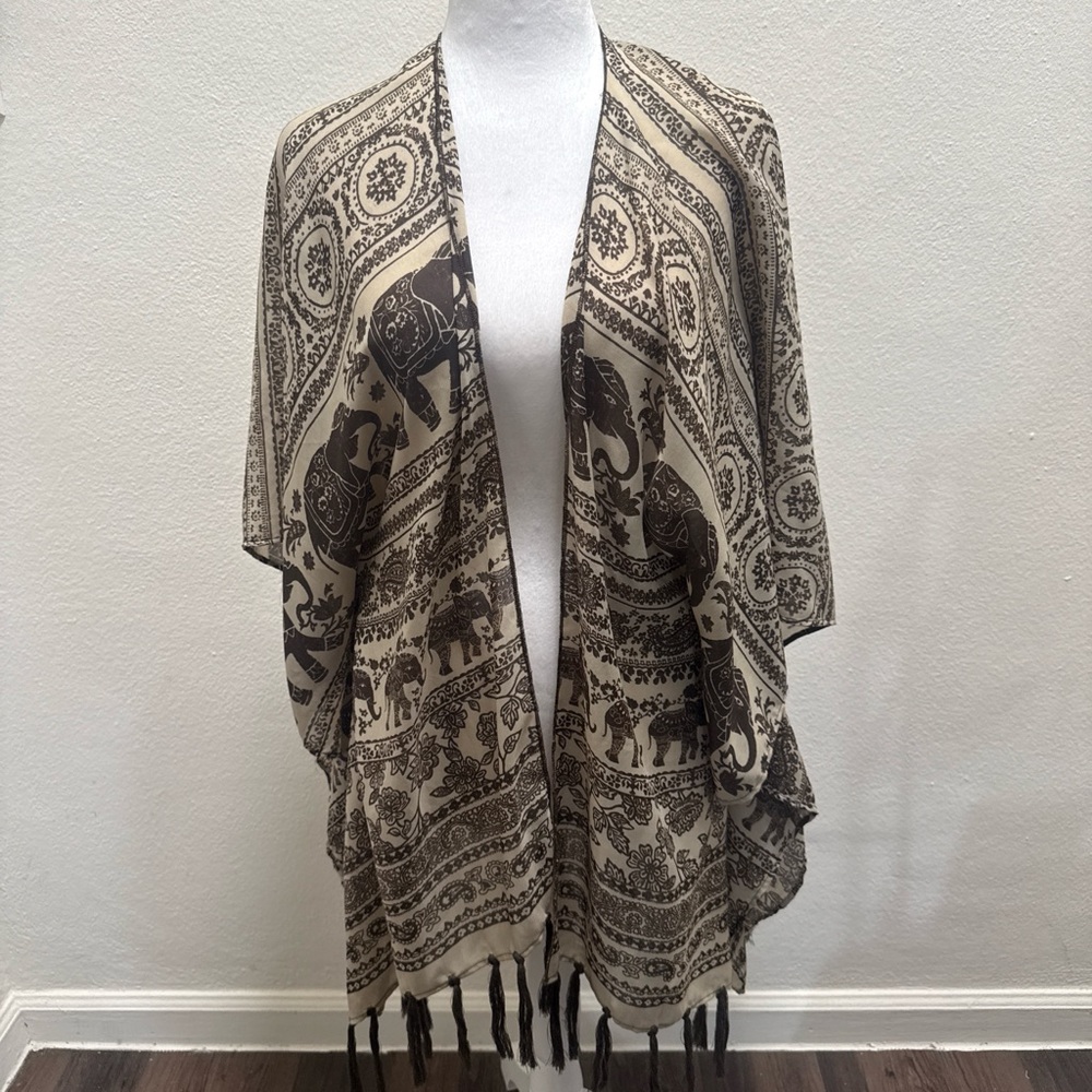 Maurices Brown and Beige Elephant Kimono
